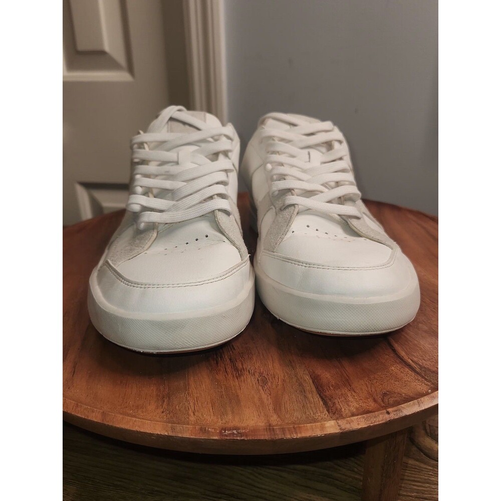 The Roger Clubhouse by On, Men's US Size 9.5, white leather sneakers - Picture 9 of 16